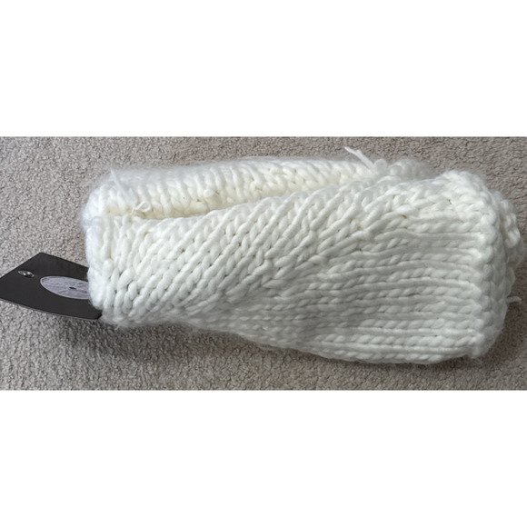 NEW Christmas Shoppe Ivory Chunky Knit Tree Skirt 30" Holiday Decor NIP - Picture 5 of 5